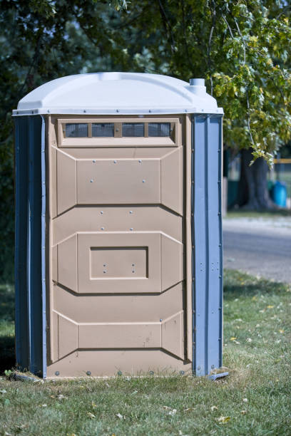 Best Portable toilet rental cost  in Vcennes, IN